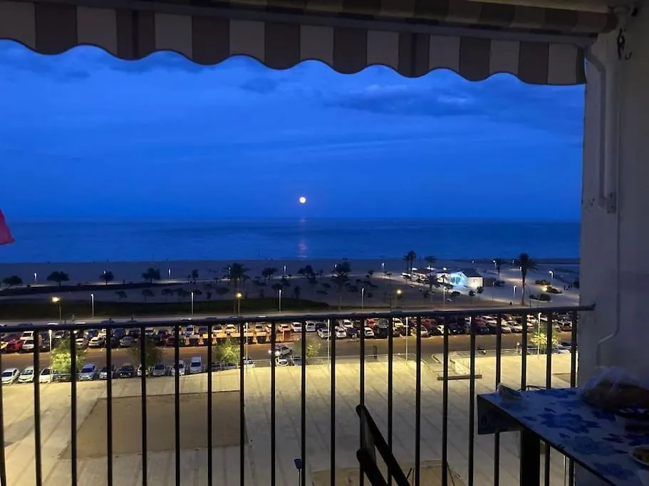 Apartamento Vistas Frontales Al Mar Ampuriabrava España